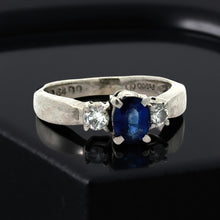  Fine Sapphire and Diamond Platinum Ring