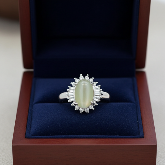 Cats Eye Chrysoberyl and Diamond Platinum Ring
