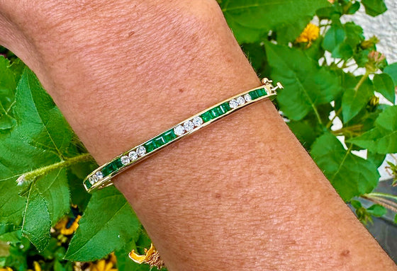 Emerald and Diamond Classic 14Kt Yellow Gold Bangle