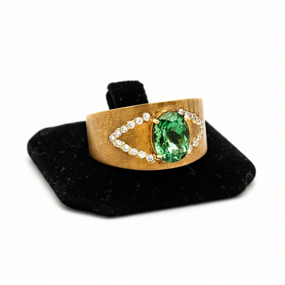 1990's Diamond and Indicolite 14k Yellow Gold Ring