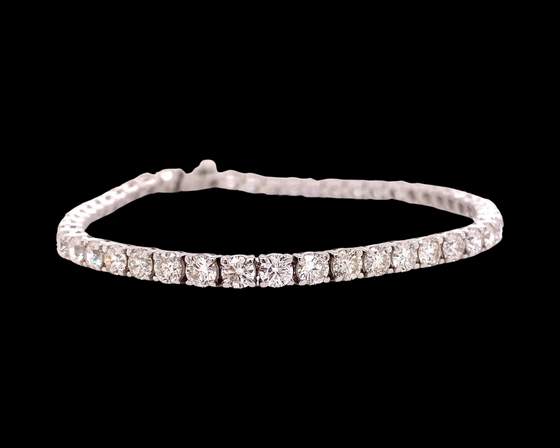 Classico 7.75 ctw Diamond and 18K White Gold Tennis Bracelet