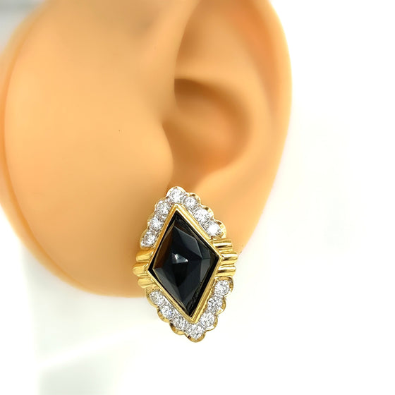 Diamond and Onyx Faceted 18K yellow Gold Earrings