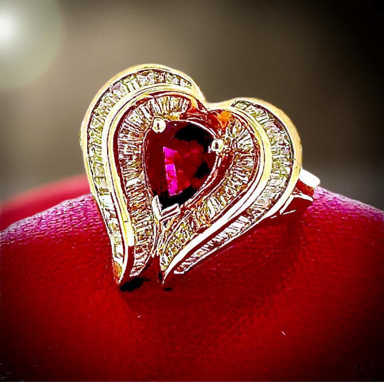 Estate Fine .80 ct Pear Shape Ruby & 1.37 cttw Diamond Yellow Gold Ring 15062