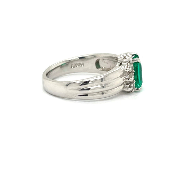 Emerald & Diamond Platinum Ring
