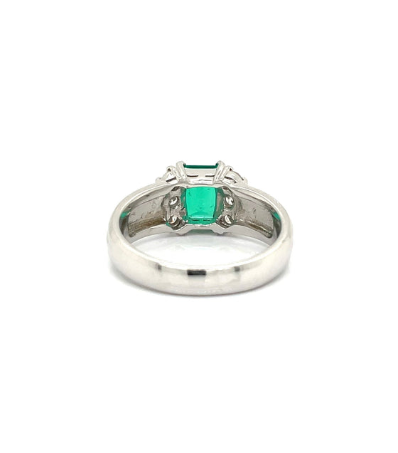 Emerald & Diamond Platinum Ring