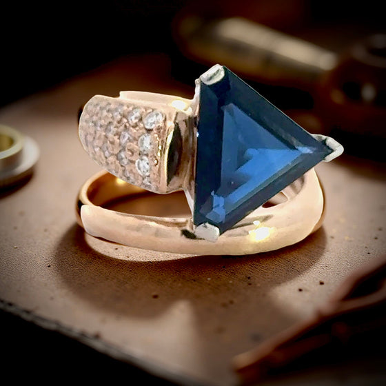 Estate Designer No Heat 3.88 ct Sapphire & Diamond Platinum/18 K Yellow Gold Ring 15722