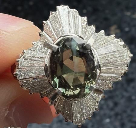 1970's Color Change Alexandrite and Diamond Platinum Ring
