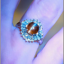  Cat's Eye Green Chrysoberyl & Diamond Platinum Ring