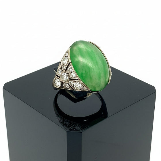 Art Deco Jade and Diamond Platinum Ring