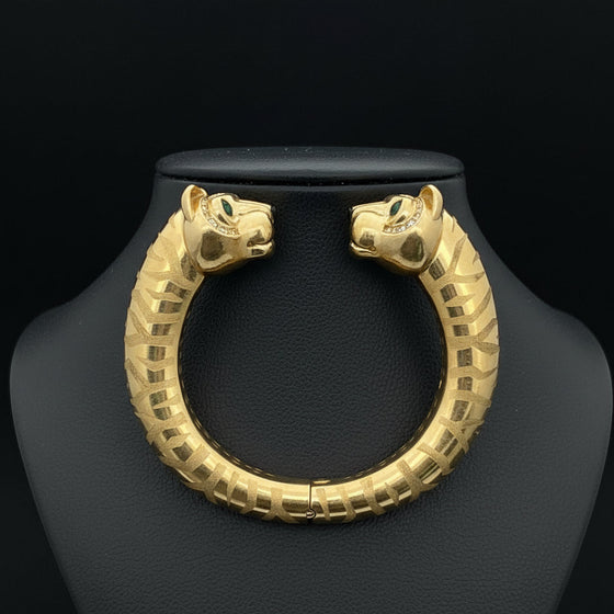 Italian Panther Diamond, Emerald and Onyx 18K Yellow Gold Bangle