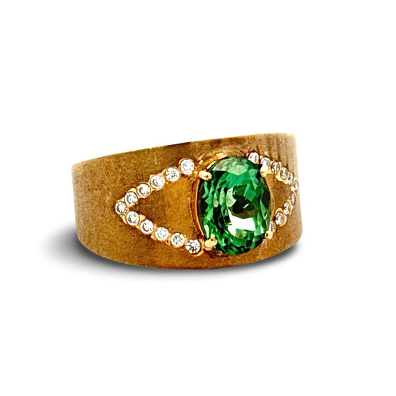 1990's Diamond and Indicolite 14k Yellow Gold Ring