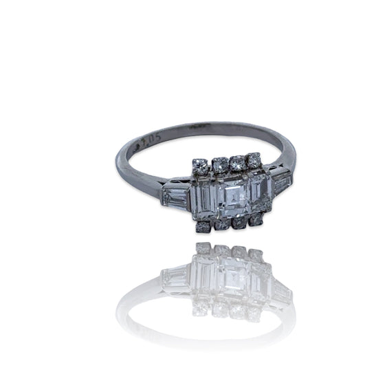 Vintage Diamond Platinum Ring