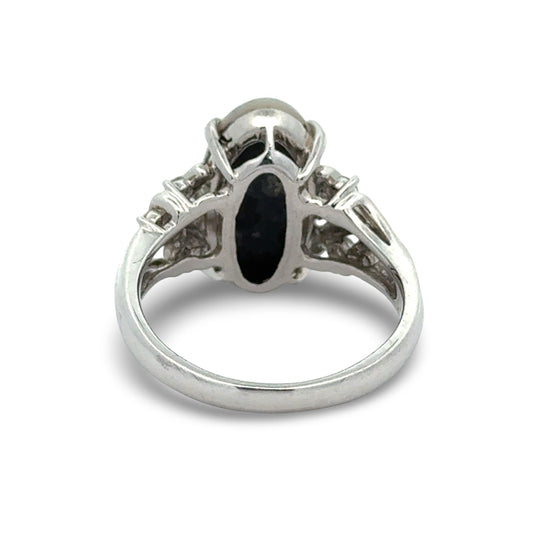 Fine Opal and Diamond Platinum Ring
