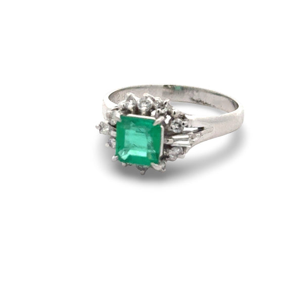 Fine Emerald and Diamond Platinum Ring