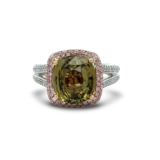 Natural 4.69ct Color Change Alexandrite and Natural Pink White Diamond 18Kt Ring (GIA)