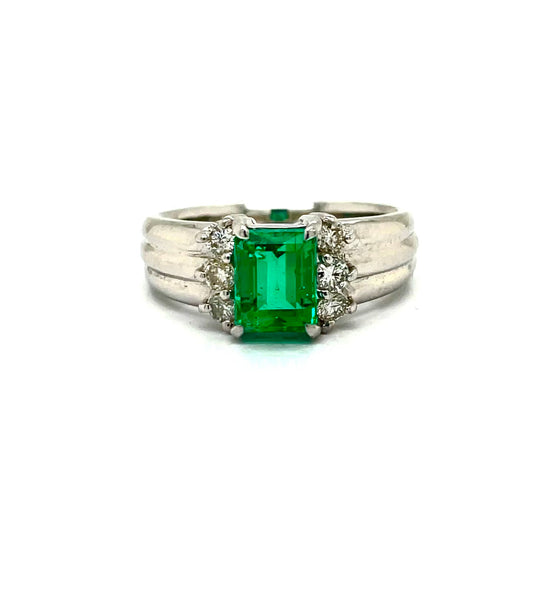 Emerald & Diamond Platinum Ring